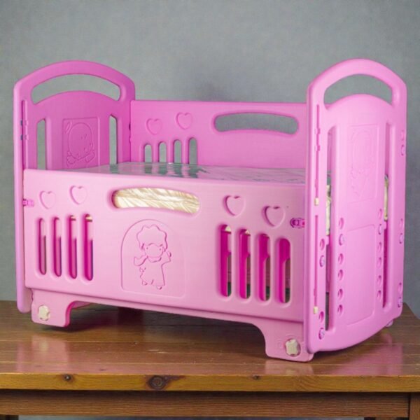 سرير بلاستيك مقوى